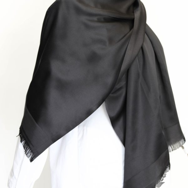 hijab-satiné-coton-noir